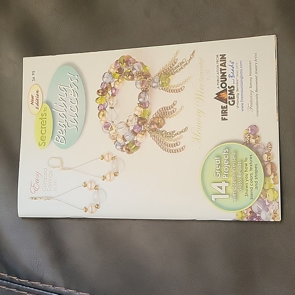 Nwt Small Jewelry Making Books - Picture 2 of 7